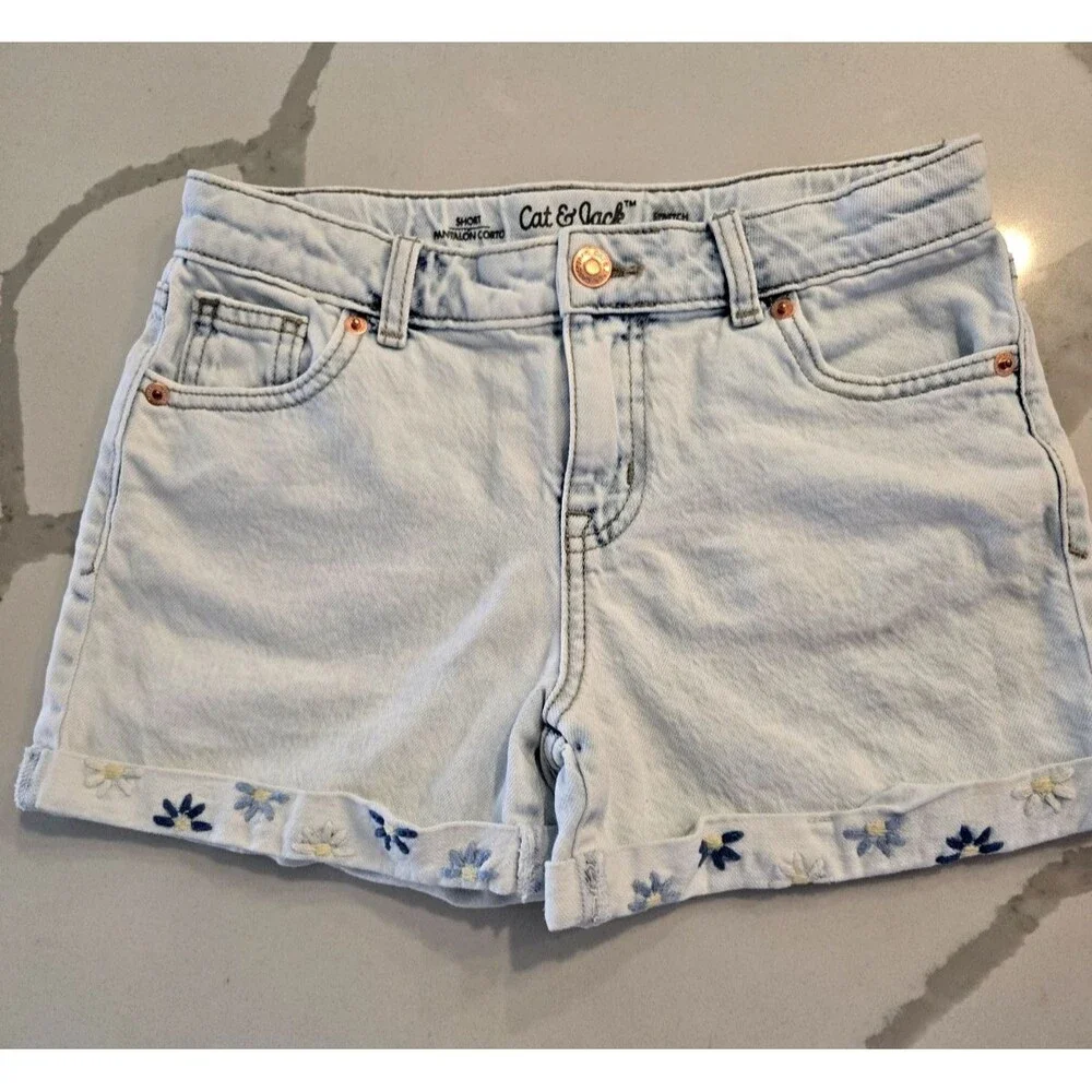 ​Cat & Jack L 10/12 Denim Shorts Girls Light Wash Embroidered Daisy Flower